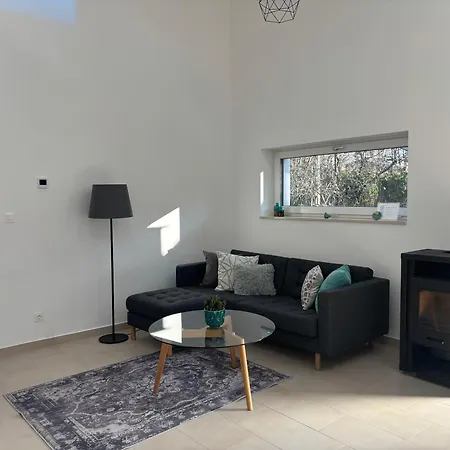 Apartament Aquamarine *